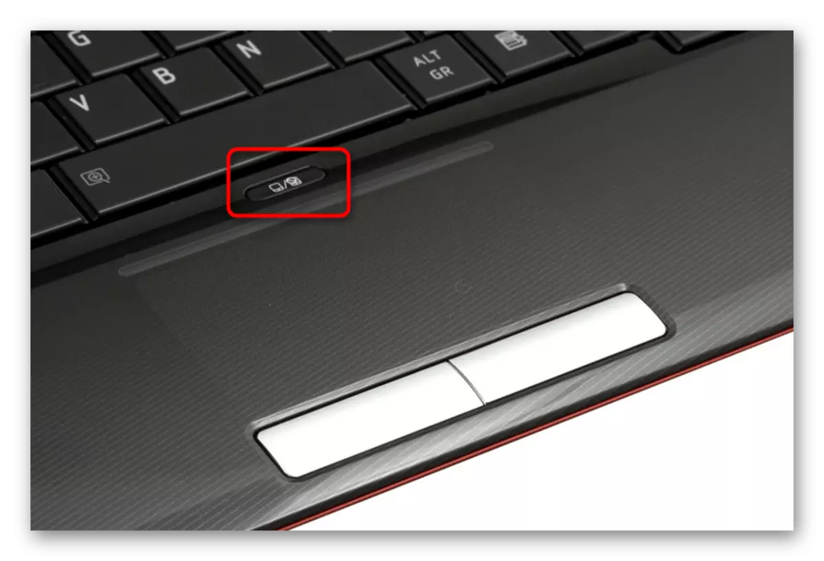 Mygtuką, kad įjungtumėte ir atjunkite jutiklinę plokštuką virš jutiklinės plokštės HP nešiojamuoju kompiuteriu