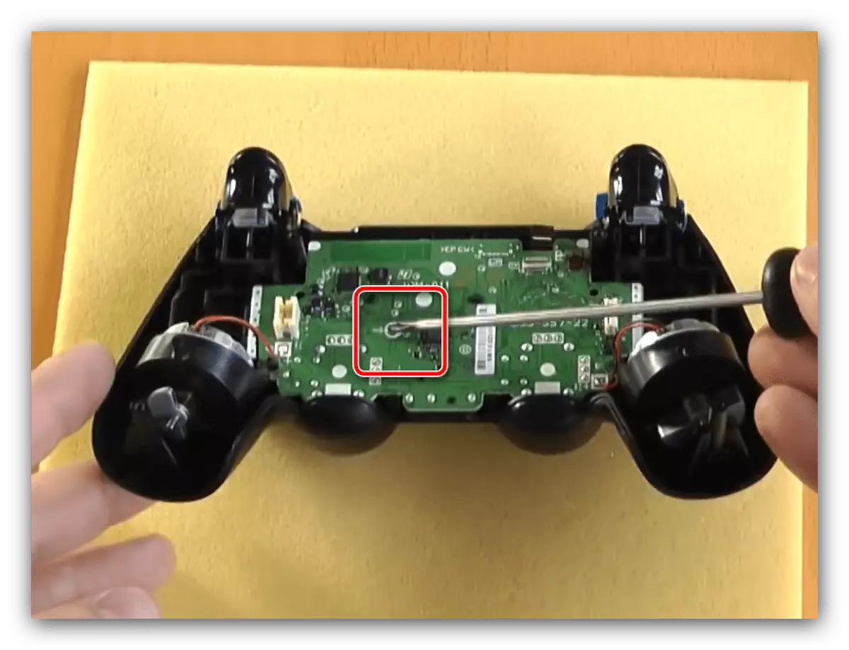 ამოღება Screw Fastener სისტემის საბჭოს disassembling პირველი რევიზია Joystick PS4