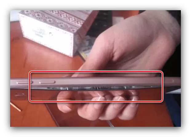 Cassa divertente di uno smartphone insopportabile per verificare lo stato della batteria su Android