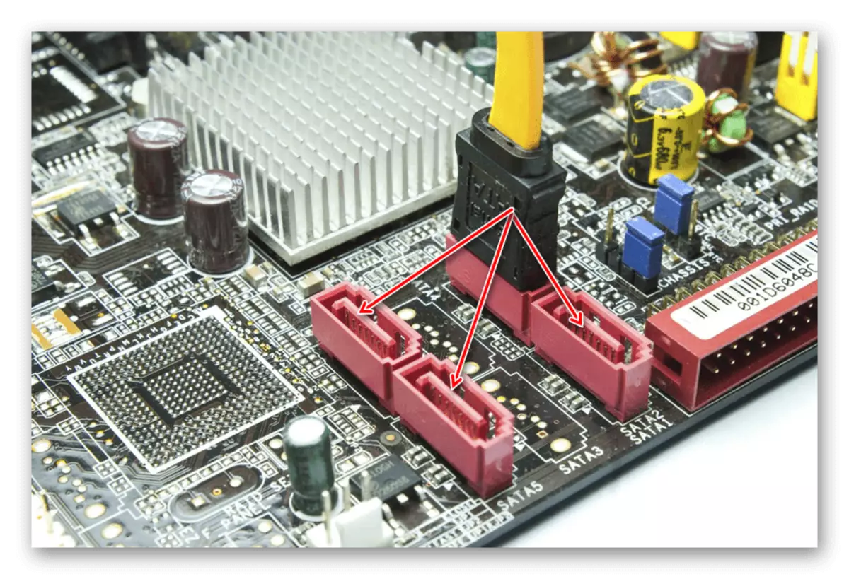 Nyambungkeun hiji hard disk di port Kang Tata sejen dina motherboard nalika kuring kasalahan No Bootable Alat