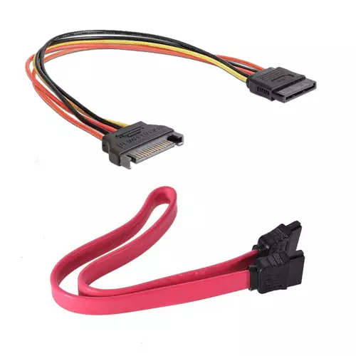 SATA-kabel og strømkabel for harddisk eller SSD når feilen ingen oppstartbar enhet