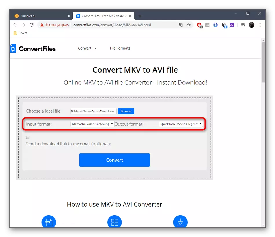 Valg af kildeformat til konvertering af MKV i AVI via Convertfiles Online Service