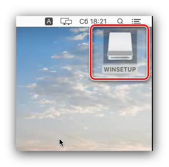 ການຮັບຮູ້ກ່ຽວກັບສື່ທີ່ຖືກຕ້ອງສໍາລັບການຈັດຮູບແບບ flash drive ໃນ Macbook