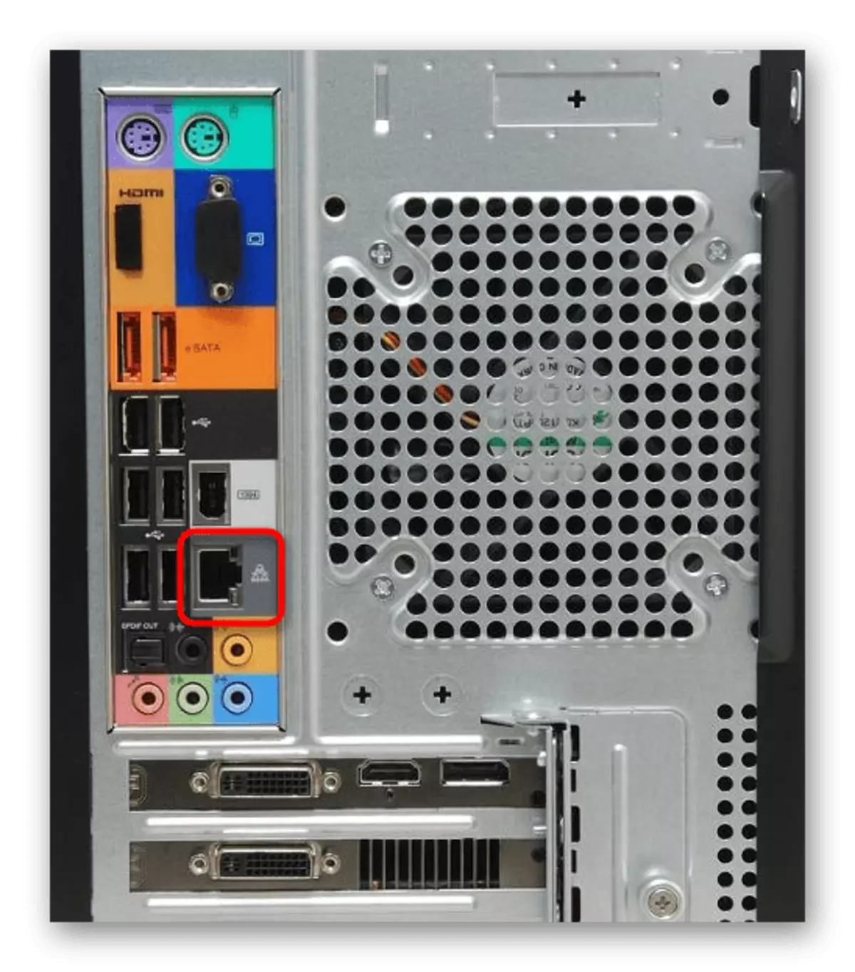 Pagkonekta sa D-Link Router sa isang computer sa pamamagitan ng isang lokal na cable ng network