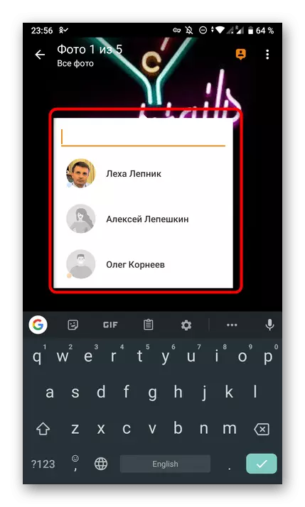Goleki pangguna kanggo menehi tandha ing foto ing aplikasi mobile odnoklassniki