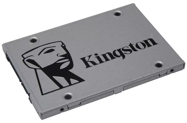 Gyrrwch Kingston SSD.