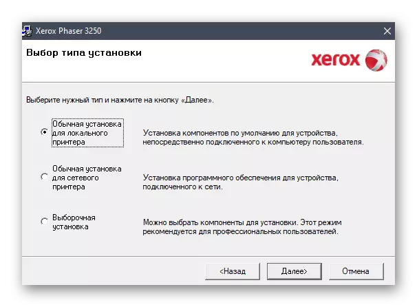 Selecting the Xerox Phaser 3250 printer connection type during driver installation