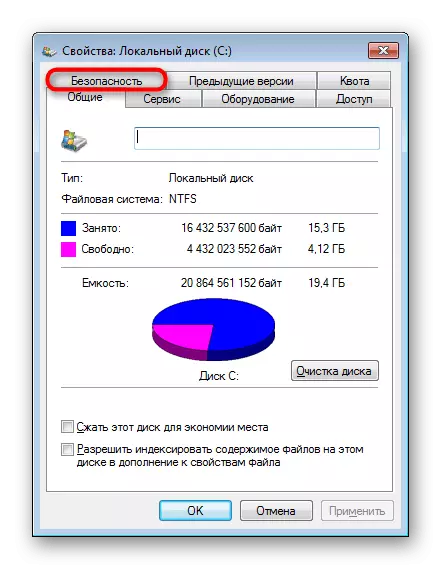 Vaya a la pestaña Seguridad en las propiedades del disco local C en Windows 7