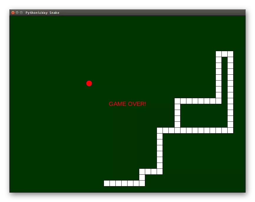 Једноставна игра змија написана у Питхон програмирању