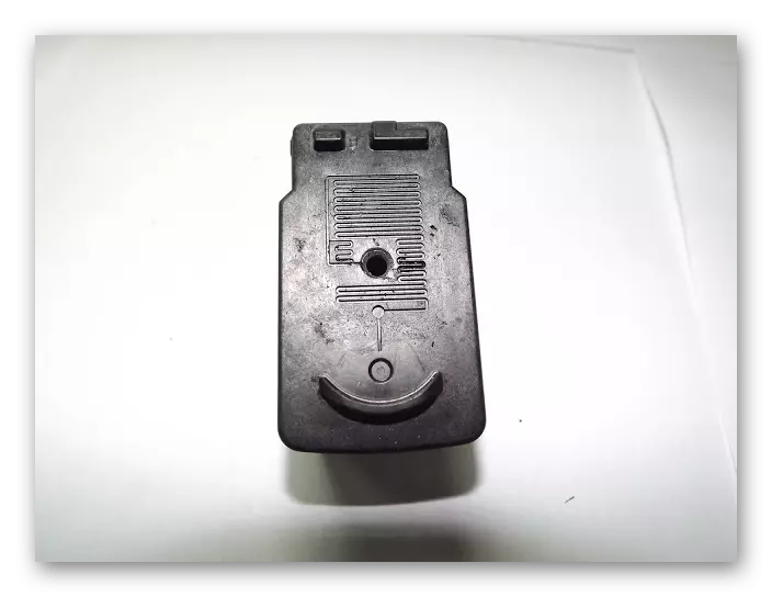کینن Pixma MP250 پرنٹر کارتوس میں ایس ایس آر ٹیوبوں کے لئے سوراخ کے لئے سوراخ