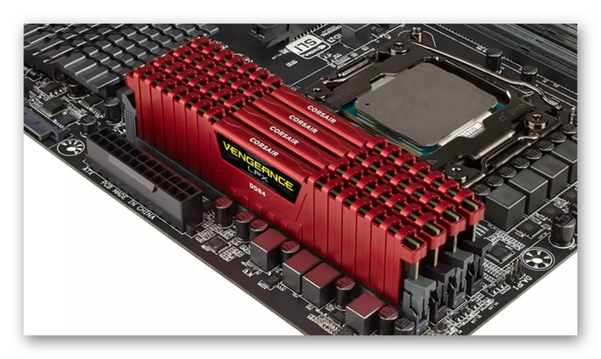 Podłączanie pamięci RAM do komputera głównego