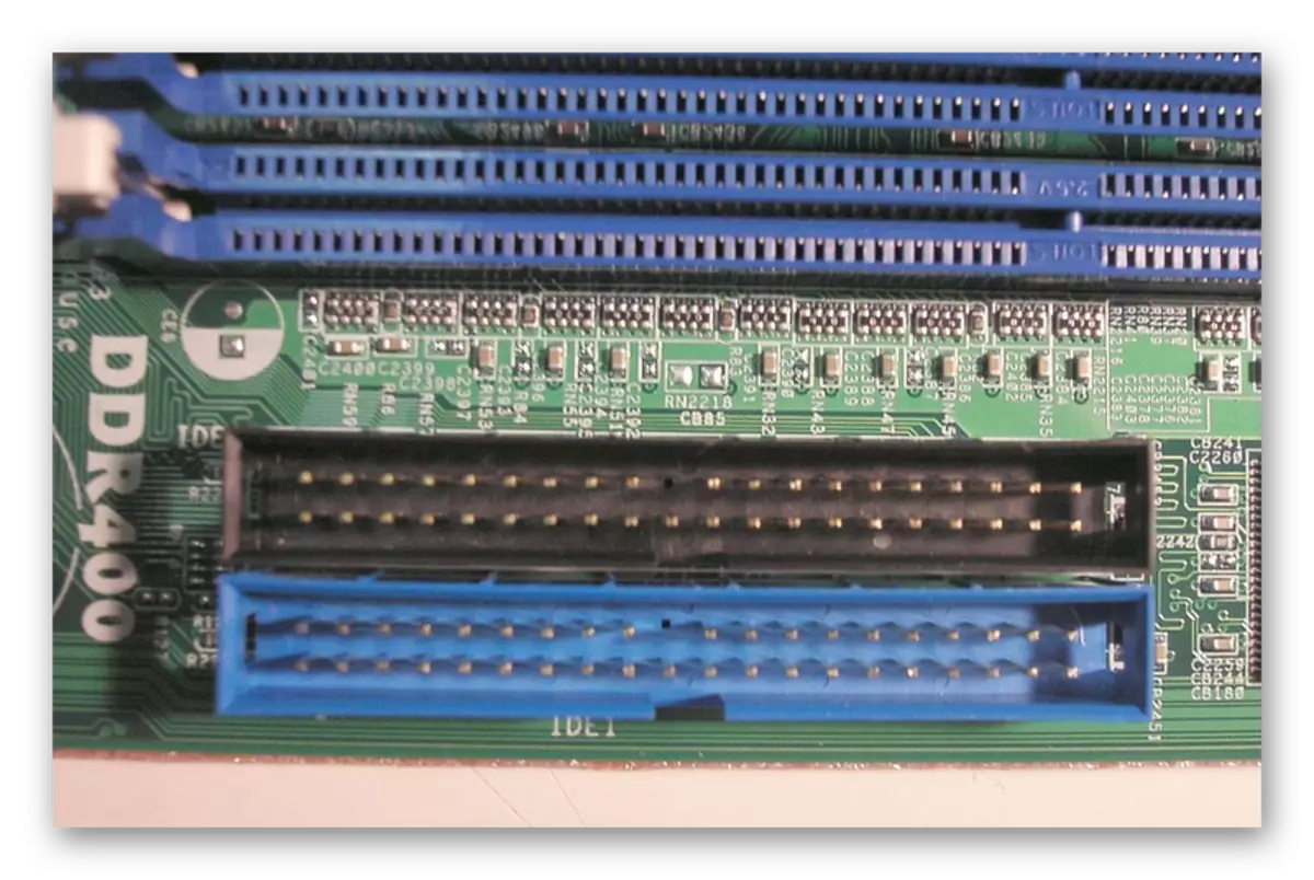 計算機主板上的IDE連接器