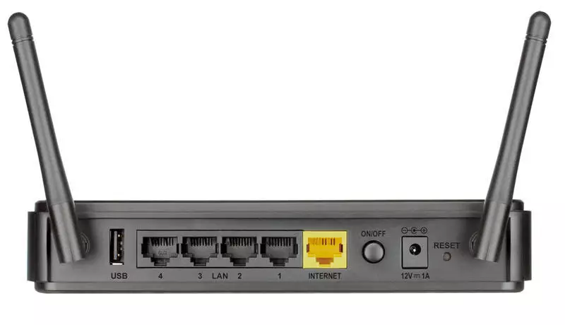Hulihan panel ng router d-link dir-620