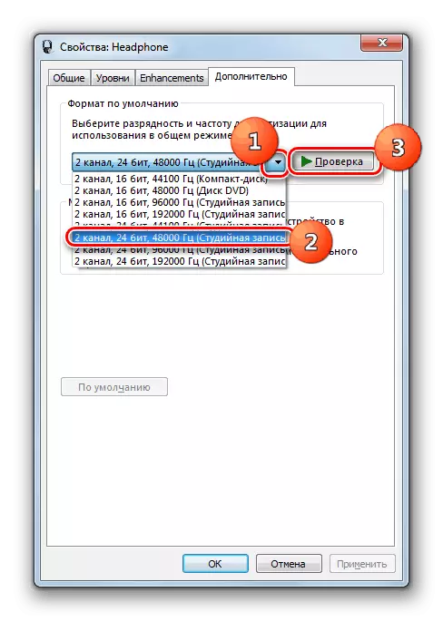 A bit és a mintavétel frekvenciájának kiválasztása a Windows 7 fejhallgató tulajdonságai ablakában