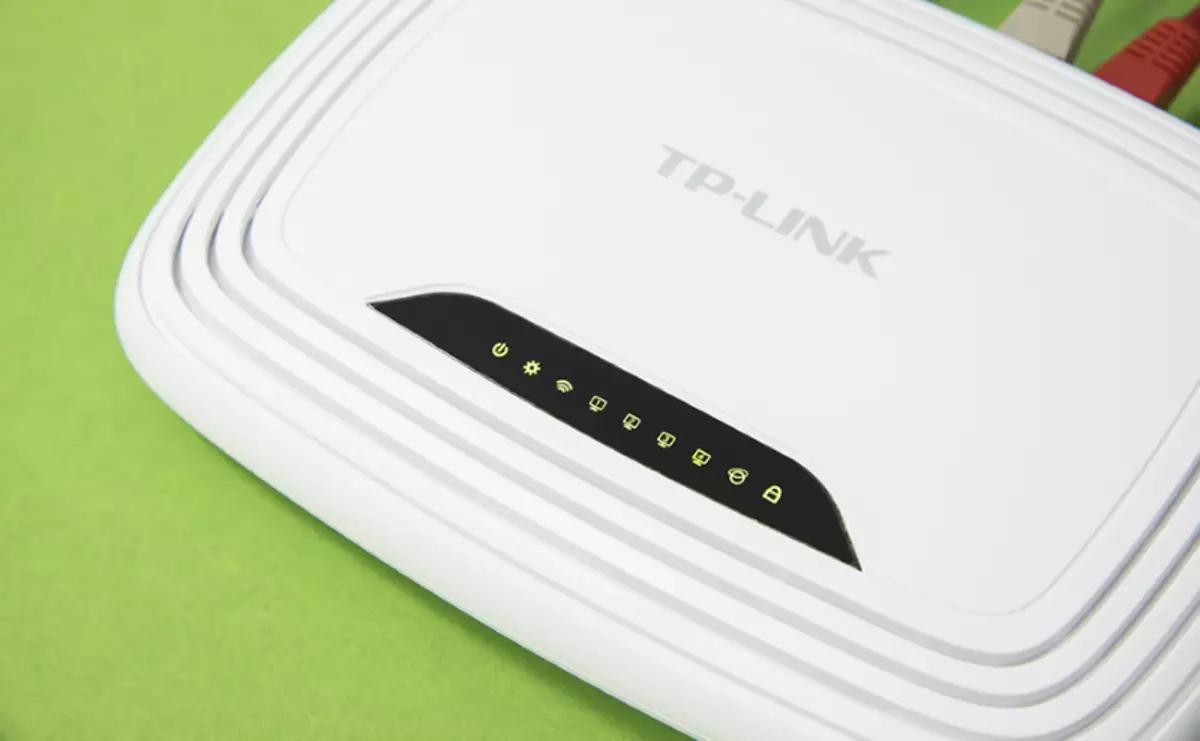 Rivendosja e firmware të routerit TP-Link TL-WR740N nëpërmjet TFTPD