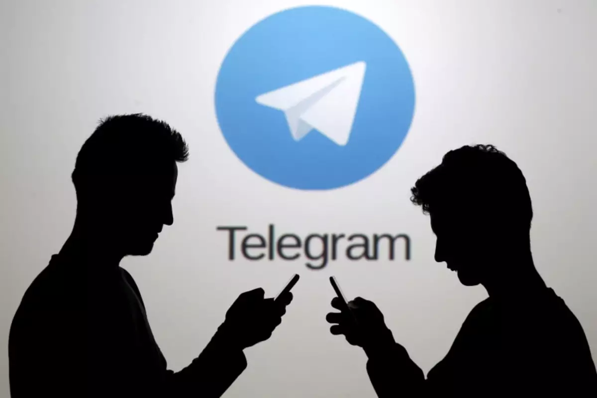 ສົນທະນາລັບໃນ telegram Messenger
