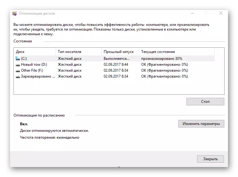 Proses nganalisa hard disk ing optimisasi disk ing Windows 10