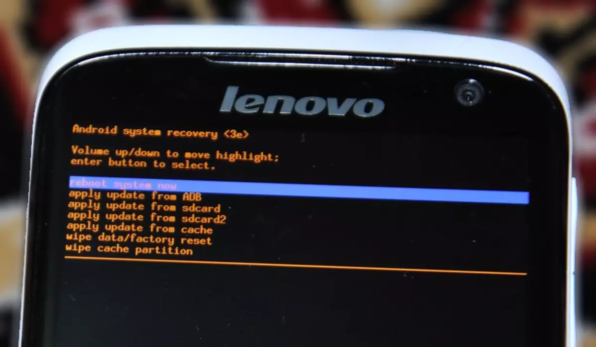 Lenovo S820 Points of the Factory Recovery menu