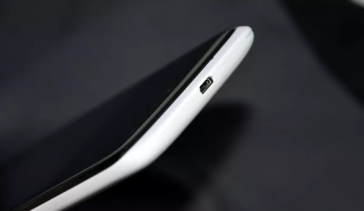 Lenovo S820 software hanyuma usubize Smartphone ukoresheje SP Flash Igikoresho