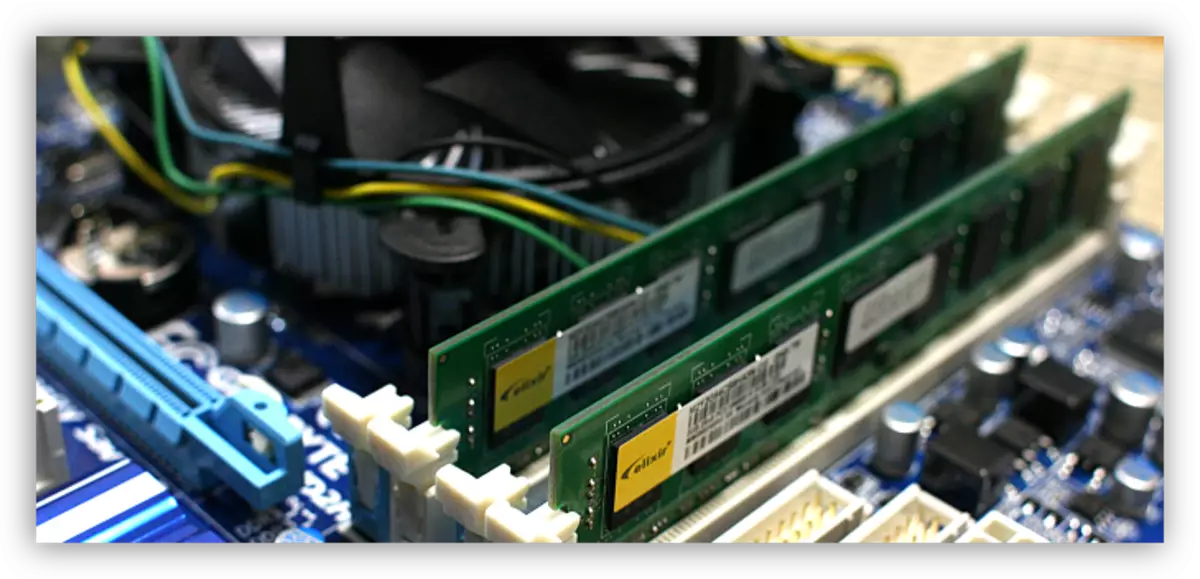 RAM-stroken in de computer