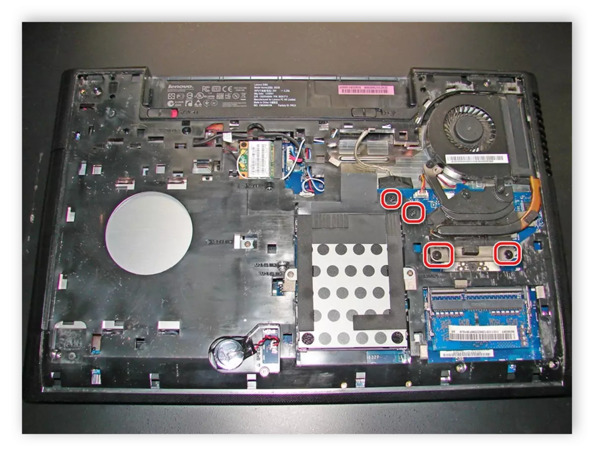 Extracció de el sistema de refrigeració a Lenovo G500 portàtil