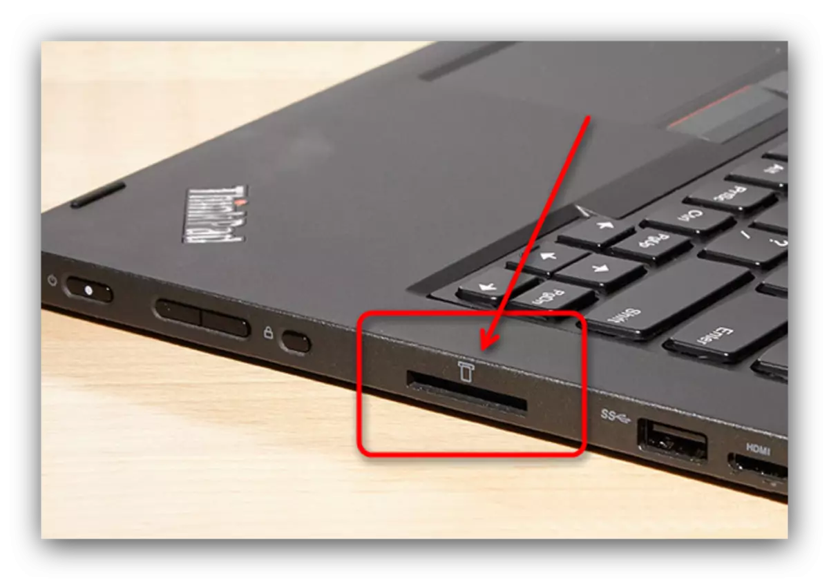 Подключись к ноутбуку леново. Lenovo THINKPAD Yoga разъем. Lenovo THINKPAD гнездо для картридера. Разъем микро СД для ноутбука. Разъем под СД карту на ноутбуке.