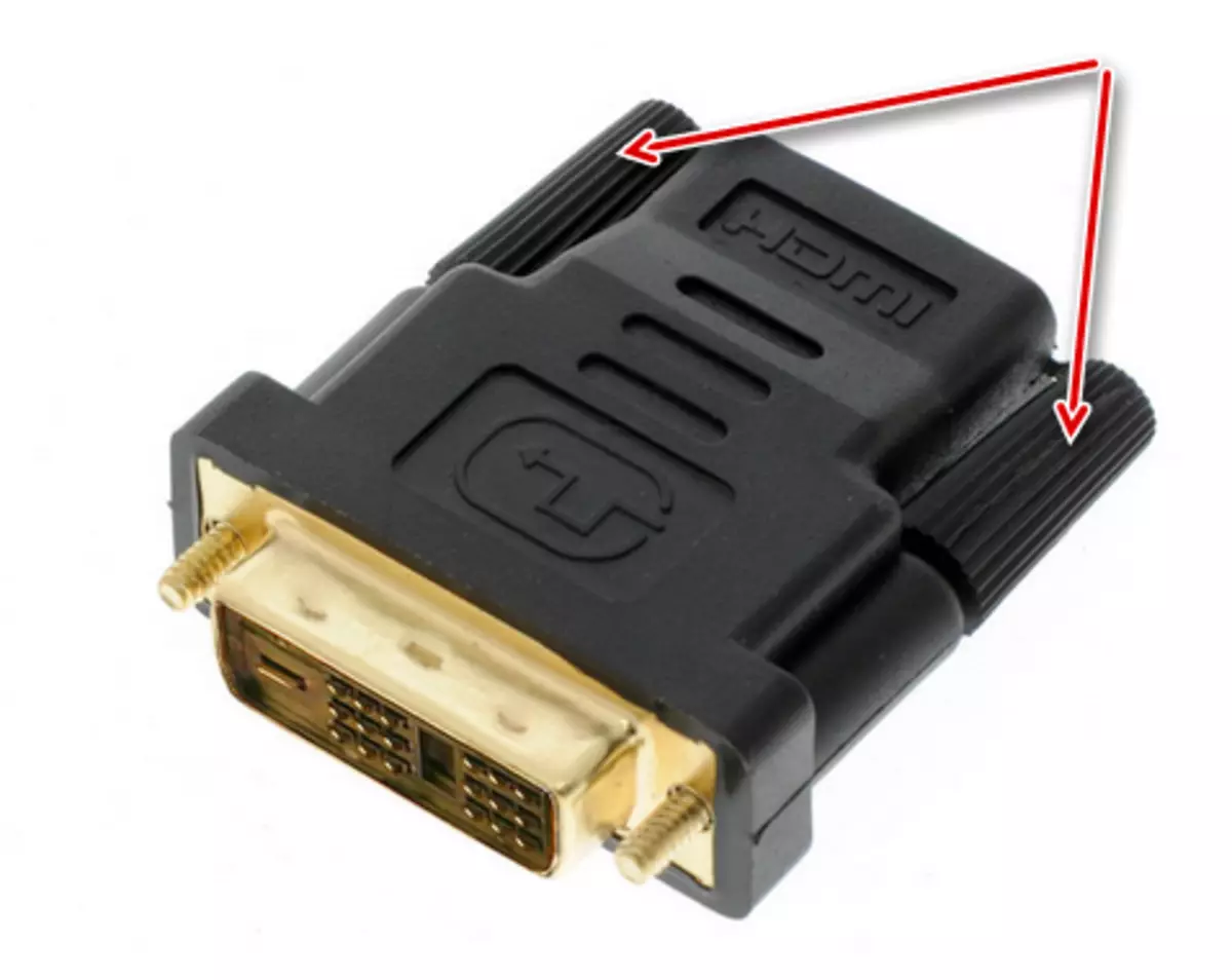 connection ကိုစောင့်ကြည့်ရန် DVI တွင် adapter HDMI