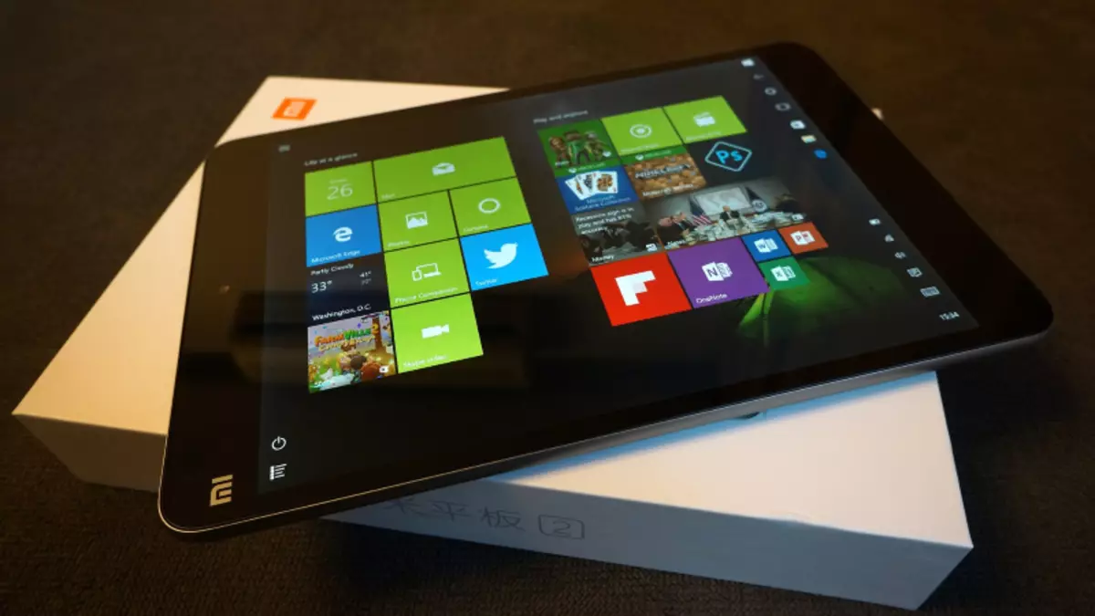 Xiaomi MiPad 2 - instali Windows 10 ĝis tablojdo