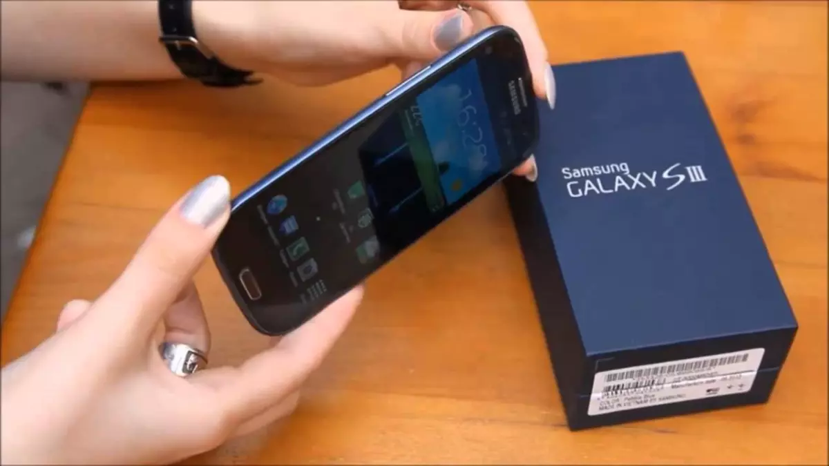 Methodên Samsung Galaxy S3 GT-i9300 Firmware Smartphone