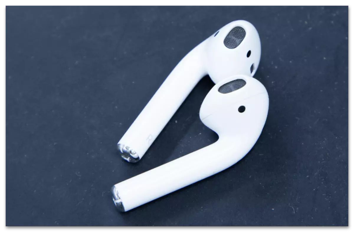 How to clean Airpods_027