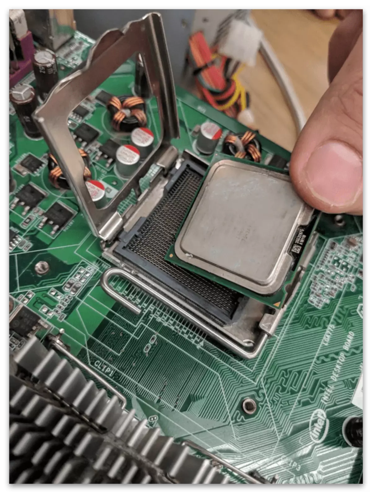Как да разглобявате компютър-17