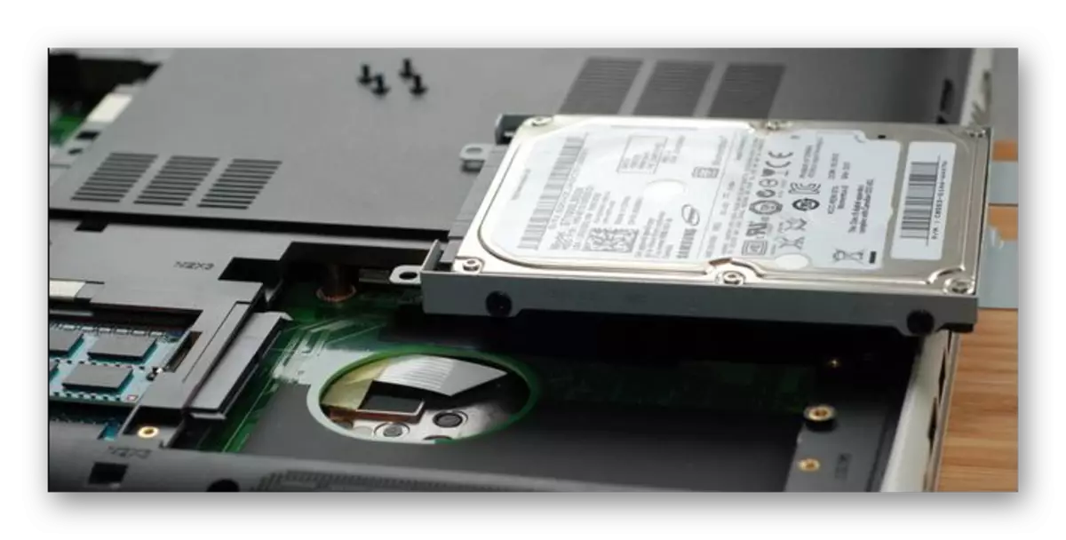 Hard drive të qarta nga laptop
