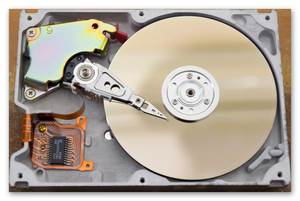 Hard disk tanpa tutup